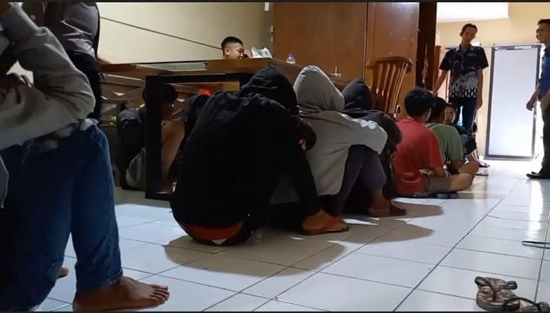 Aksi Sweeping Bawa Sajam, Puluhan Anggota Perguruan Silat di Blora Diamankan Polisi