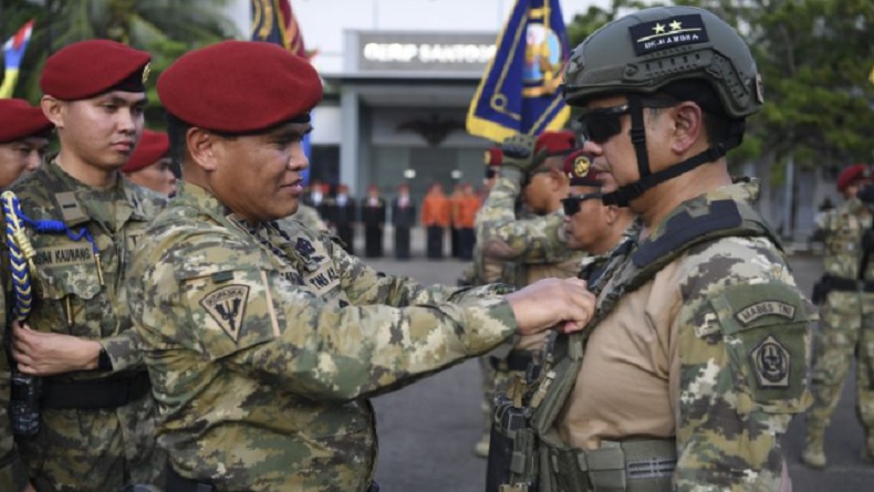 4 Pati TNI AL Terima Brevet Kopaska, Termasuk Pangkoarmada III Laksda Agus Hariadi