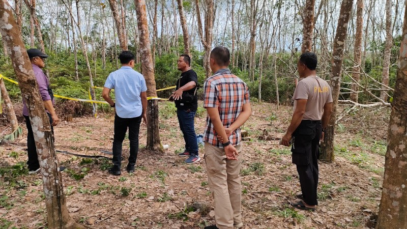 Korban Tewas Dibantai, Polda Kalsel Buru Pemilik PT JGA - Bagian 1