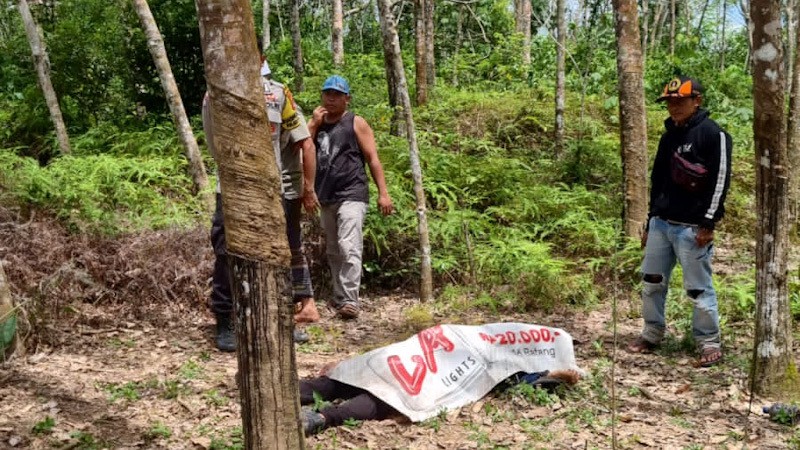 Korban Tewas Dibantai, Polda Kalsel Buru Pemilik PT JGA - Bagian 2
