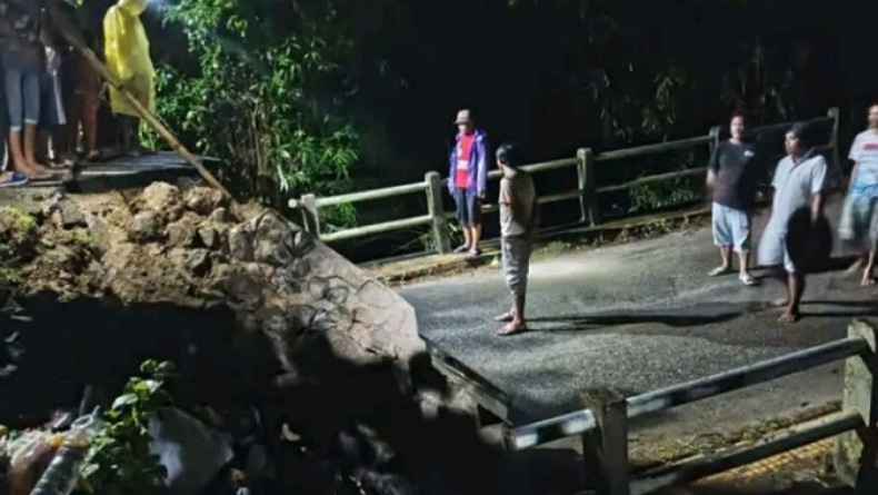 Jembatan Putus, Desa Upomela di Kabupaten Gorontalo Terisolasi