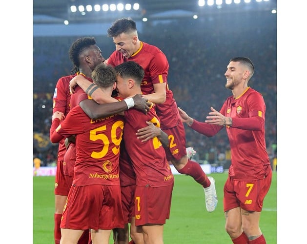 AS Roma Vs Sampdoria: Menang 3-0, Serigala Ibu Kota Usir AC Milan Dari ...