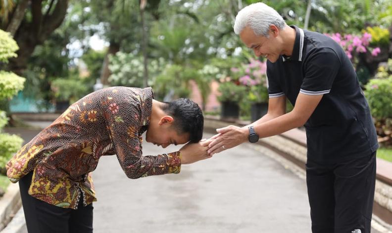 Momen Akrab Pertemuan Gibran dan Ganjar Pasca-Polemik Piala Dunia U-20