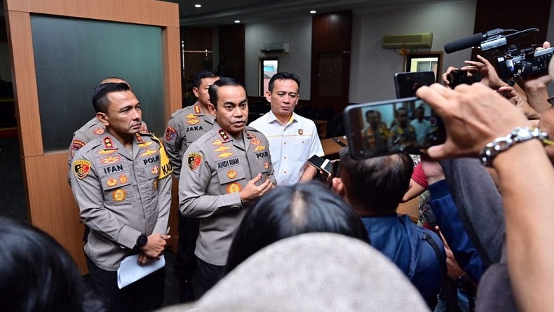 Tangani Karhutla, Kapolda Kalsel Sebut Butuh Helikopter Water Bombing