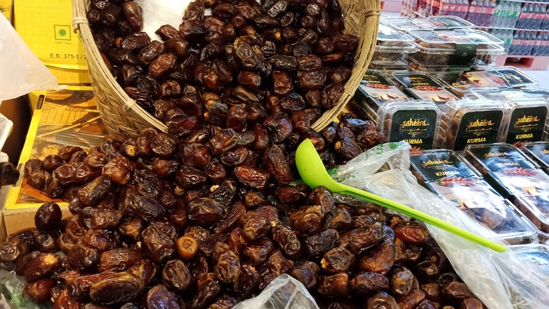 title Jadwal Buka Puasa di Manado Hari Ini Rabu 5 April 2023 Jadwal Buka Puasa di Manado Hari Ini Rabu 5 April 2023