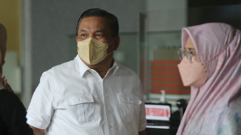 Anak-Istri Pamer Kemewahan, Sekda Riau Diperiksa KPK - Bagian 3