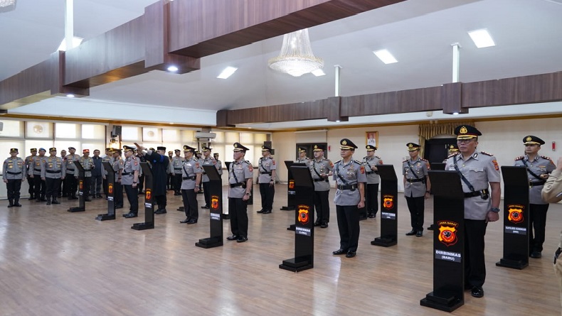 6 Kapolres di Jawa Barat Berganti Dilantik Kapolda Irjen Pol Akhmad Wiyagus