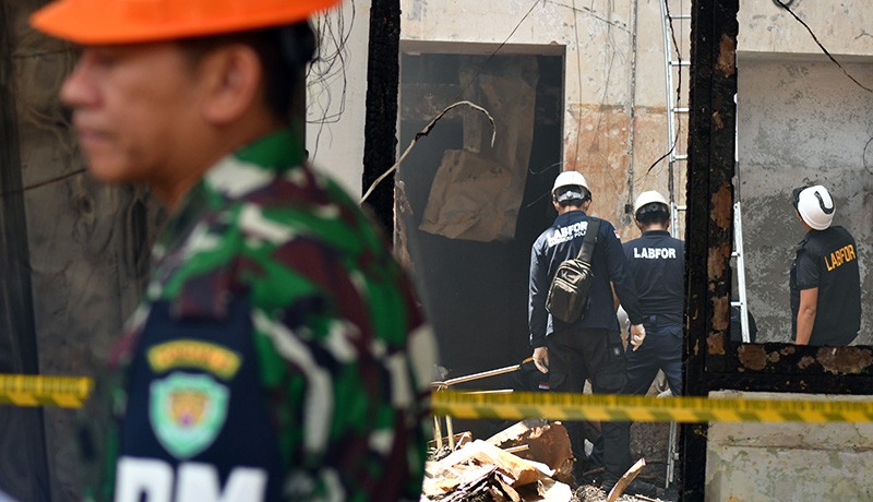 Puslabfor Mabes Polri Olah TKP Kebakaran RS Salak Bogor - Bagian 2