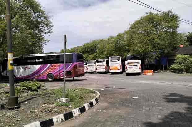 title Tiket Bus Reguler di Terminal Giwangan Ludes Terjual, Pengelola Siap Kerahkan Bus Cadangan Tiket Bus Reguler di Terminal Giwangan Ludes Terjual, Pengelola Siap Kerahkan Bus Cadangan