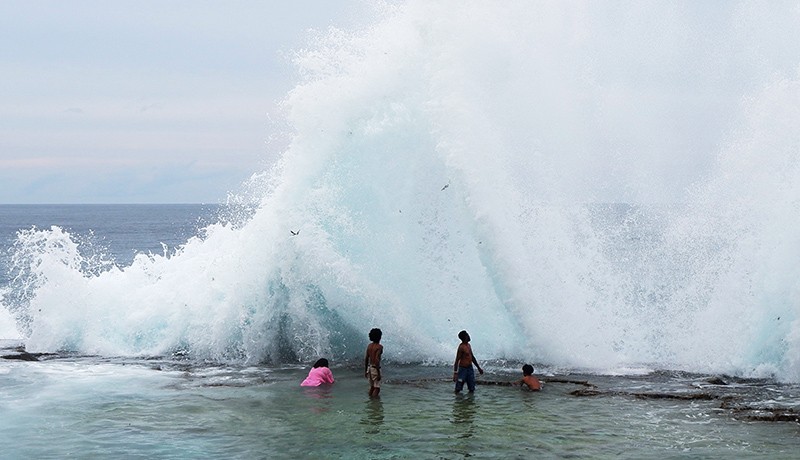 Wisata Pantai Batu Pecah Biak Tawarkan Hamparan Karang - Bagian 2