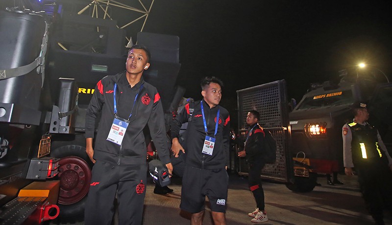 Pemain Persija Jakarta Diangkut Baracuda - Bagian 2