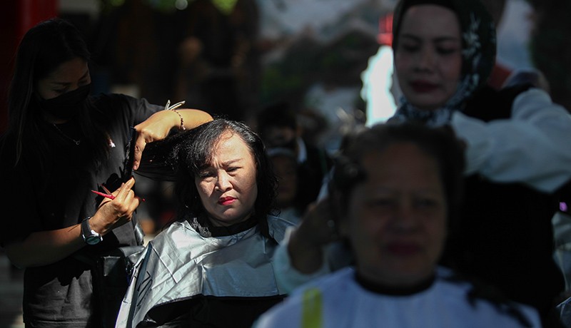Intip Layanan Potong Rambut Gratis di Masjid Muhammad Cheng Hoo - Bagian 2
