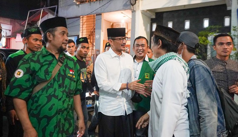 Sandiaga Uno Didoakan Kiai jadi Presiden - Bagian 2