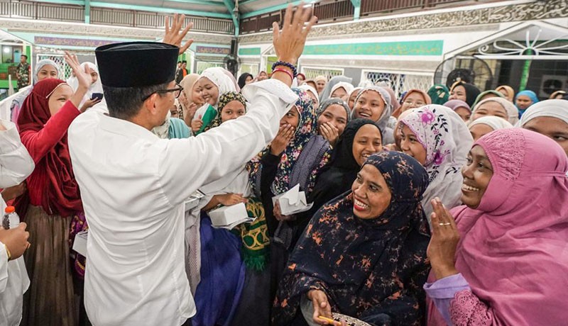 Sandiaga Uno Didoakan Kiai jadi Presiden - Bagian 3