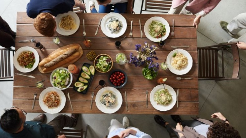 40 Tema Bukber Ramadhan 2025: dari yang Keren hingga Penuh Keceriaan
