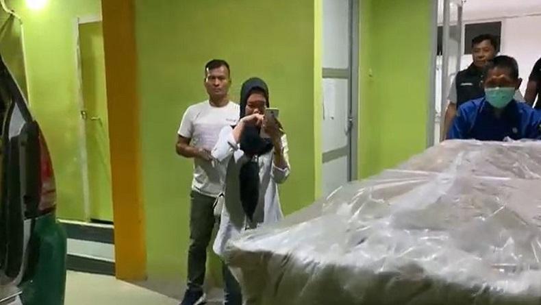 Penjemputan Jenazah Mulyadi, Korban Dukun Slamet Tohari Diwarnai Isak Tangis