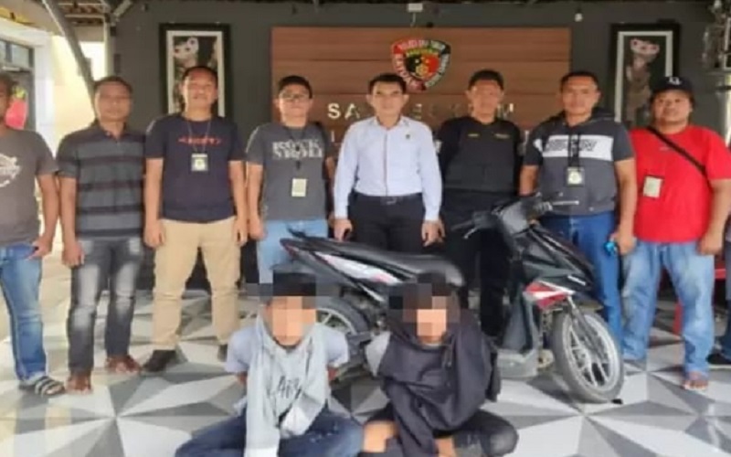 Terekam CCTV Jambret HP Bocah, Mahasiswa dan Pelajar Diringkus Polisi