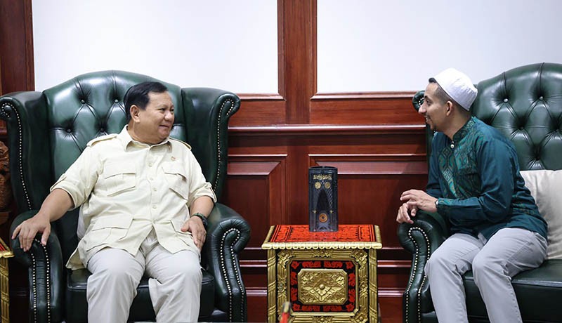 Prabowo Sambut Hangat Habib Jafar di Kemhan - Bagian 3