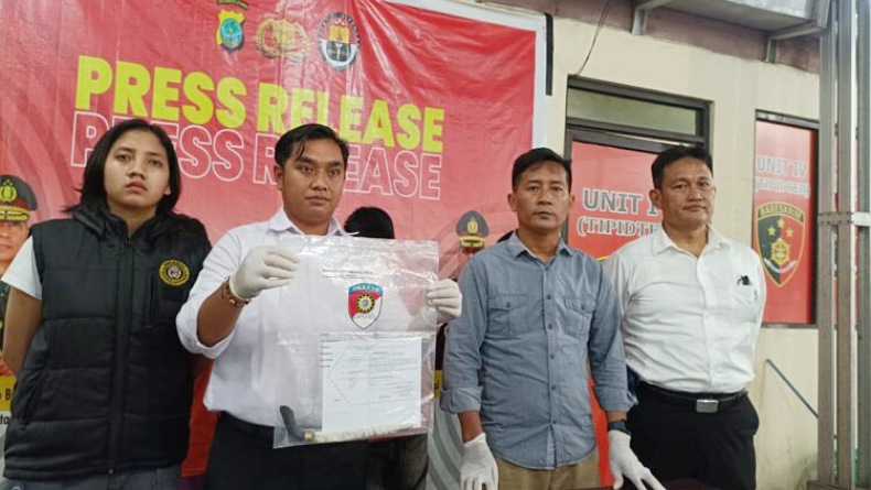 Sadis! 3 Pria Tikam Warga Manado di Tempat Kos Tanpa Ampun hingga Tewas