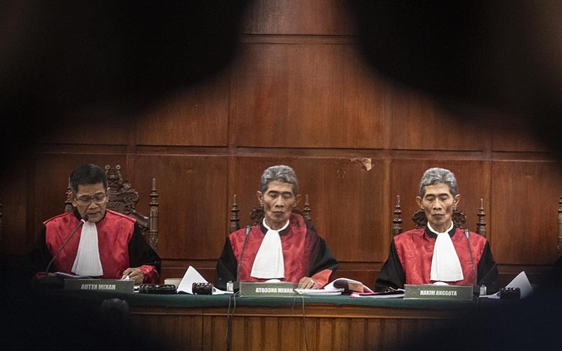 Tok! Hakim Putuskan Ferdy Sambo Tetap Dihukum Mati - Bagian 2