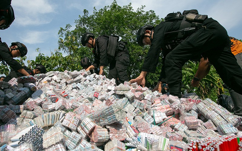 1,5 Juta Butir Petasan Dimusnahkan - Bagian 2