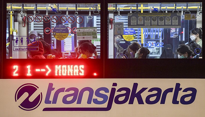 Tarif Bus Transjakarta Diusulkan Naik Rp4.000-Rp5.000 - Bagian 1