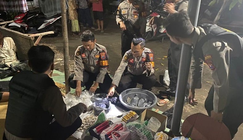 Simpan 3 Kg Bubuk Petasan, Pria di Situbondo Terancam 20 Tahun Penjara