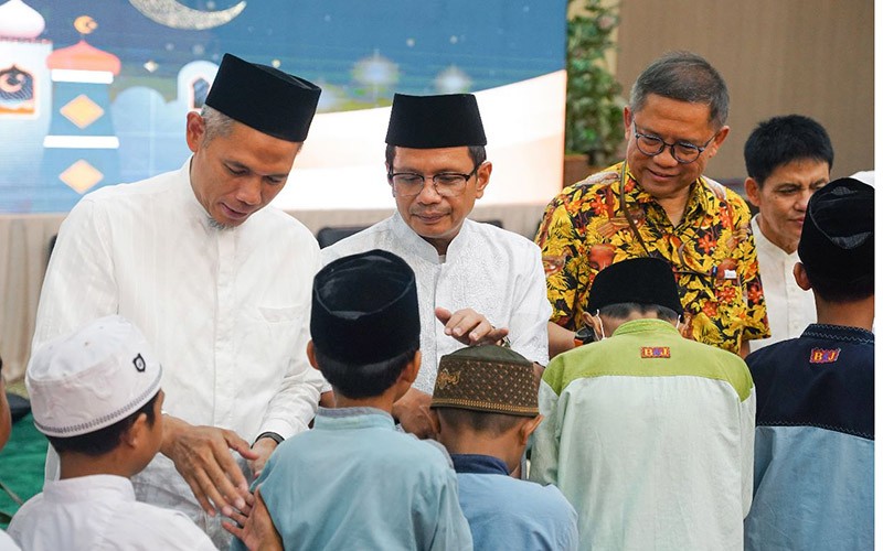 Rangkaian Safari Ramadan 1444 H, SIG Salurkan Bantuan Rp10,84 Miliar - Bagian 3