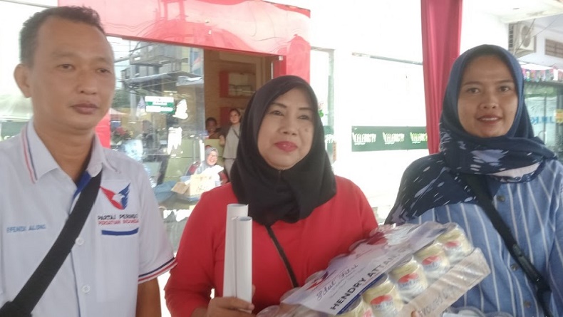 Senang Dapat Bingkisan Lebaran, Warga Jambi Akui Partai Perindo Konsisten Berbagi THR