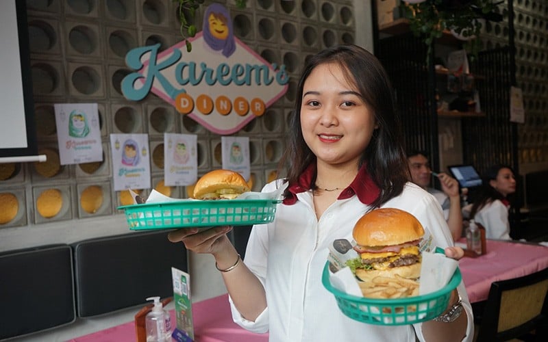 Sulap Pramusaji Karen’s Diner Jadi Kalem, GrabFood Hadirkan Kareem’s Diner - Bagian 2