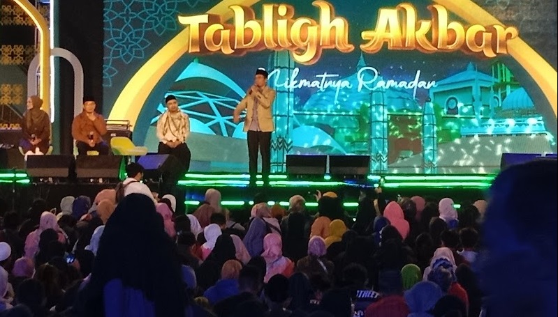 Tabligh Akbar di Masjid Al Jabbar, TGB: Bulan Ramadhan Membuka Potensi Kebaikan