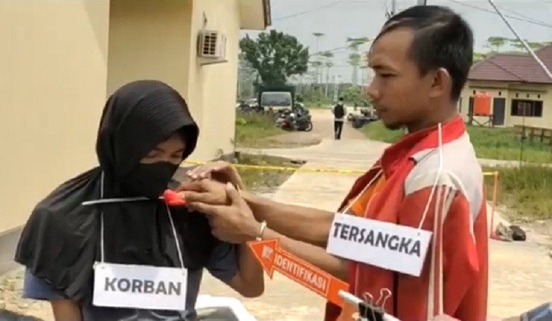 Rekonstruksi Pembunuhan Ibu Muda di Sungai Asam Peragakan 46 Adegan saat Korban Dihabisi