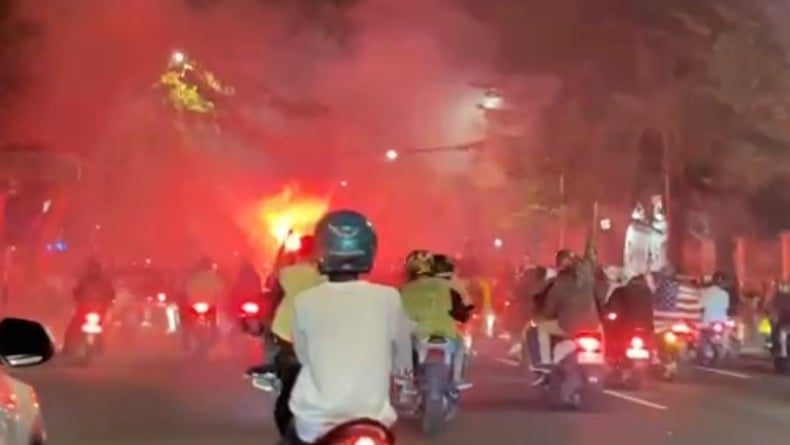 Nyalakan Mercon Sepanjang Jalan, Rombongan Pemotor di Semarang Bikin Resah 