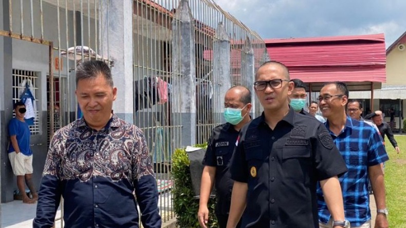 title Kemenkumham Sulut Tegaskan Pelayanan Hak WBP di Lapas Gratis Kemenkumham Sulut Tegaskan Pelayanan Hak WBP di Lapas Gratis