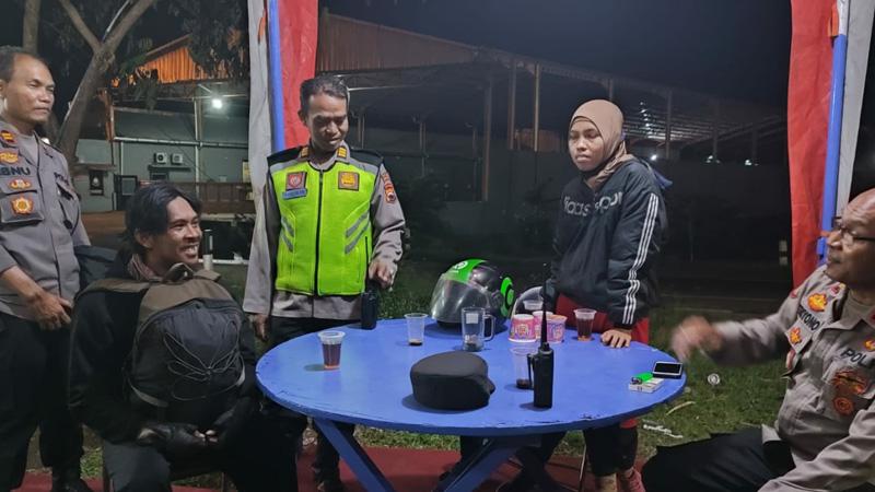  Mudik ke Kediri, Suami Ini Baru Sadar Istri dan Anak Tertinggal di Pospam Brebes 