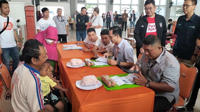 title Puluhan KK di Solo Terima Bantuan Pangan Pengentasan Stunting Puluhan KK di Solo Terima Bantuan Pangan Pengentasan Stunting