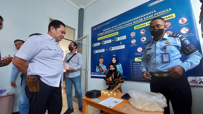 Lapas Madiun Gagalkan Penyelundupan Sabu dalam Kue Lebaran, Istri Napi Ditangkap