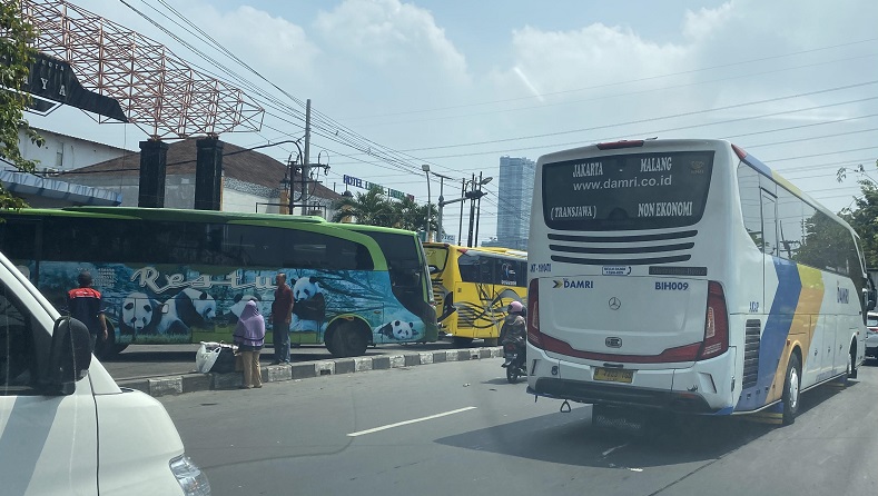 title Puncak Arus Mudik di Terminal Purabaya Diprediksi Rabu Malam, 2.100 Armada Bus Disiapkan Puncak Arus Mudik di Terminal Purabaya Diprediksi Rabu Malam, 2.100 Armada Bus Disiapkan
