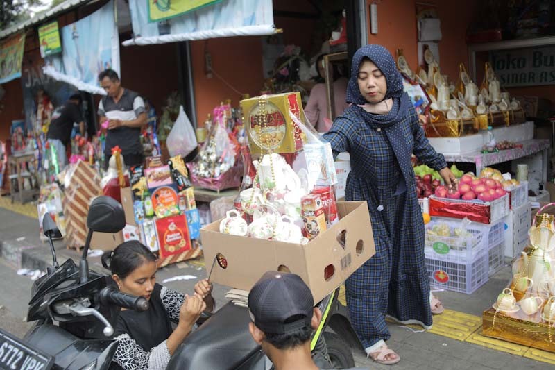 Pelarangan ASN Terima Bingkisan Lebaran Tak Pengaruhi Penjualan Parcel di Kawasan Barito Jaksel  - Bagian 3