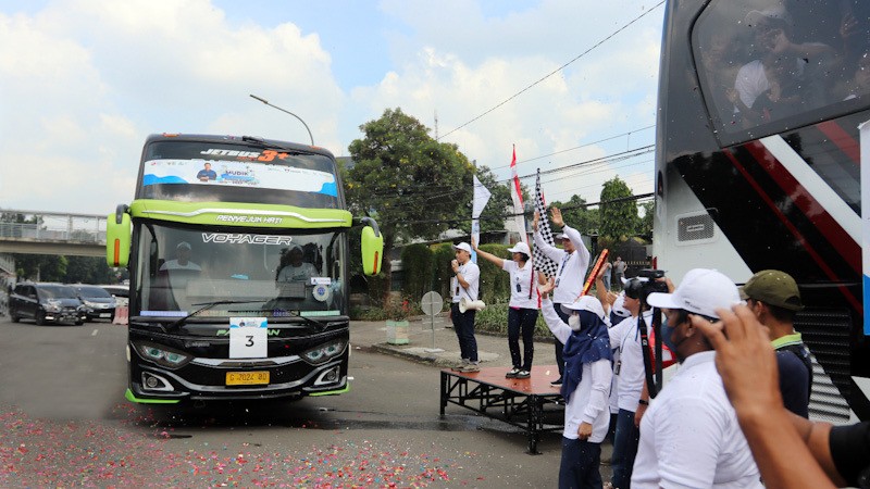 Asabri Lepas Keberangkatan 200 Pemudik lewat Mudik Bersama BUMN 2023 - Bagian 1