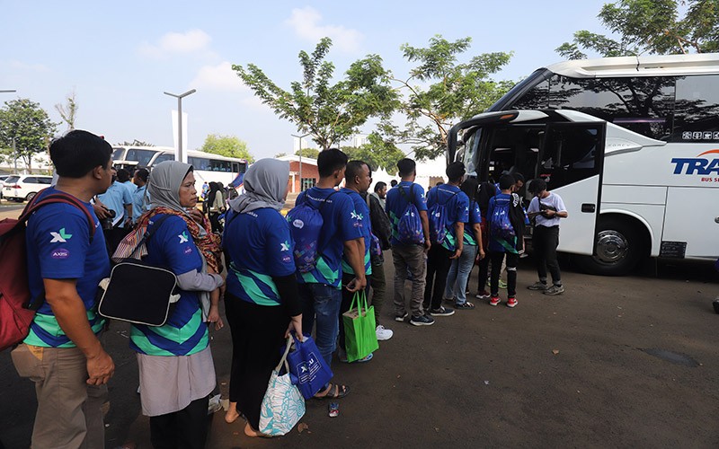 Asyiknya Mudik Gratis Naik Mobil Mewah - Bagian 3