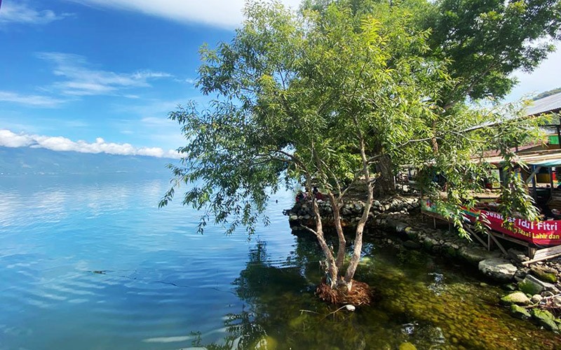 Lelahnya Perjalanan Jauh Mudik Hilang dengan Melihat Keindahan Danau Singkarak - Bagian 1