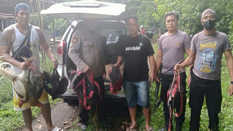 Judi Sabung Ayam di Tandurusa Bitung Digerebek Polisi