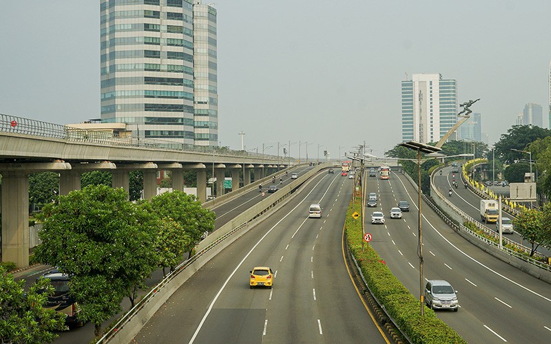 Penampakan Jalanan Jakarta Sepi Ditinggal Mudik - Bagian 2