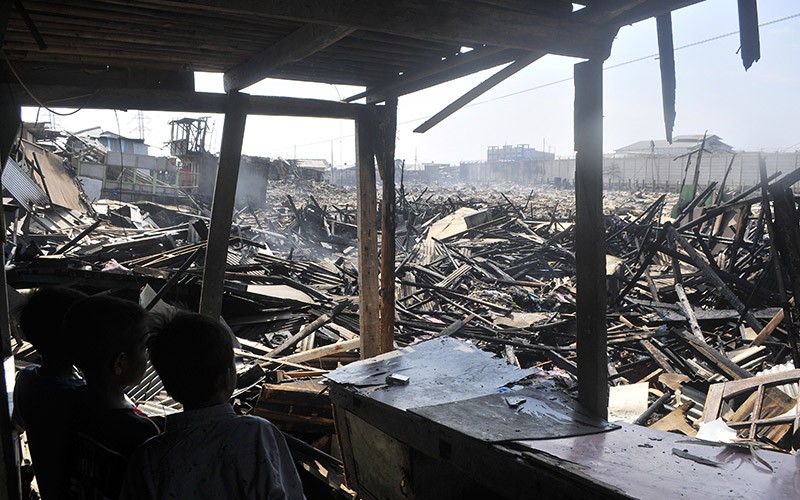 Penampakan dari Udara 290 Rumah Hangus Terbakar di Muara Angke - Bagian 2