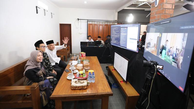 Senangnya Arkhan Kaka Dapat Laptop dari Ganjar saat Ikut Open House Virtual