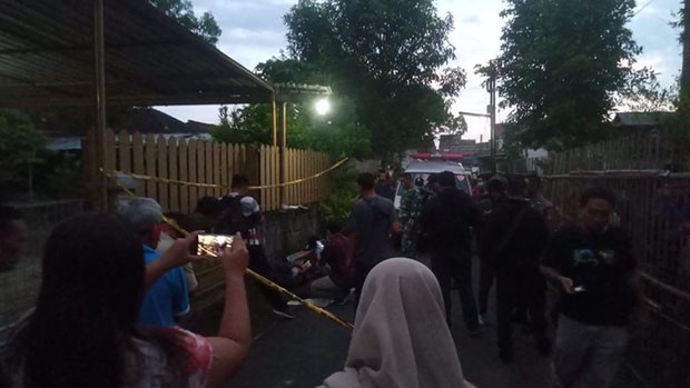 title Warga Surabaya Ditemukan Meninggal di Wirobrajan dengan Darah di Wajah Warga Surabaya Ditemukan Meninggal di Wirobrajan dengan Darah di Wajah