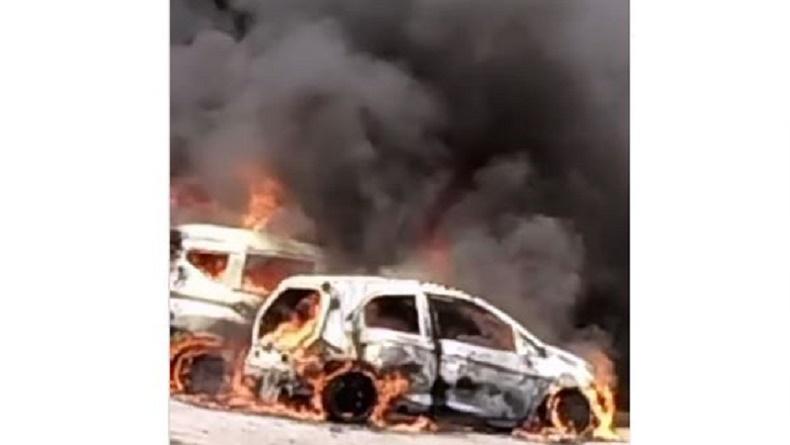 4 Mobil Terbakar di Banjarbaru Diduga Faktor Cuaca Panas, 2 Hangus Sisa Rangka