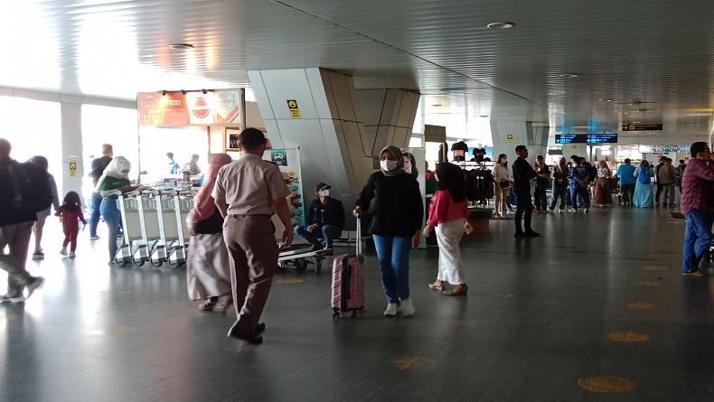 title Mudik Lebaran 2023, Volume Penumpang di Bandara Husein Bandung Naik 30 Persen Mudik Lebaran 2023, Volume Penumpang di Bandara Husein Bandung Naik 30 Persen