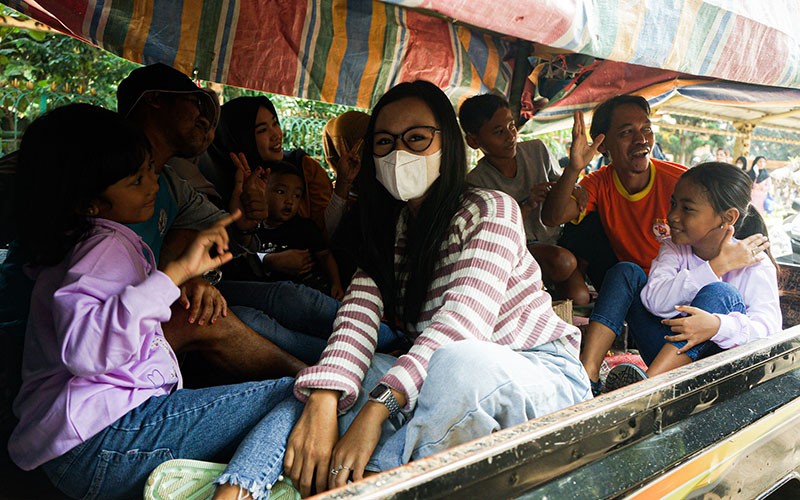 Pengunjung Ragunan Membeludak, Pintu Masuk Macet Parah - Bagian 3